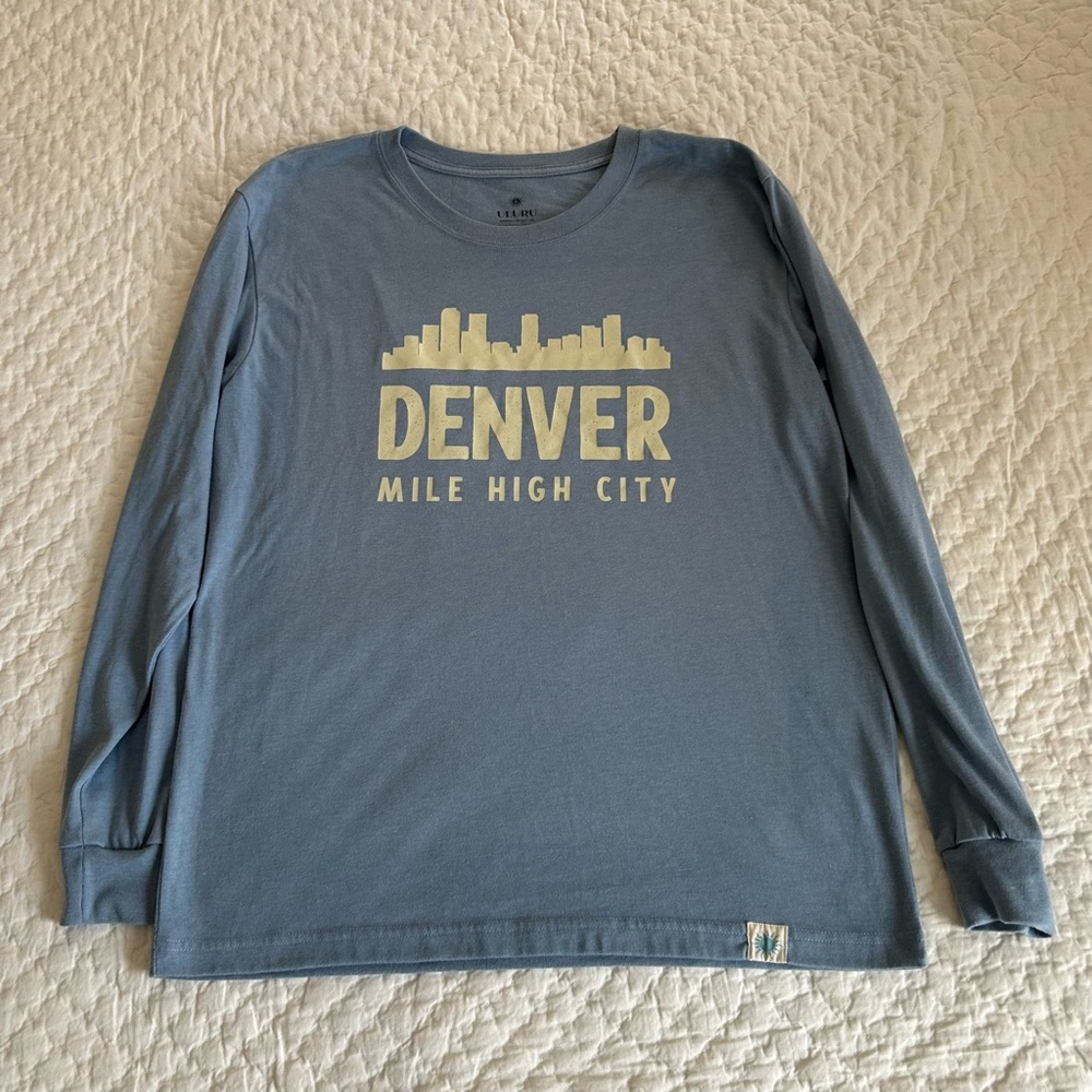 Denver Mile High City Long Sleeved Top Size L